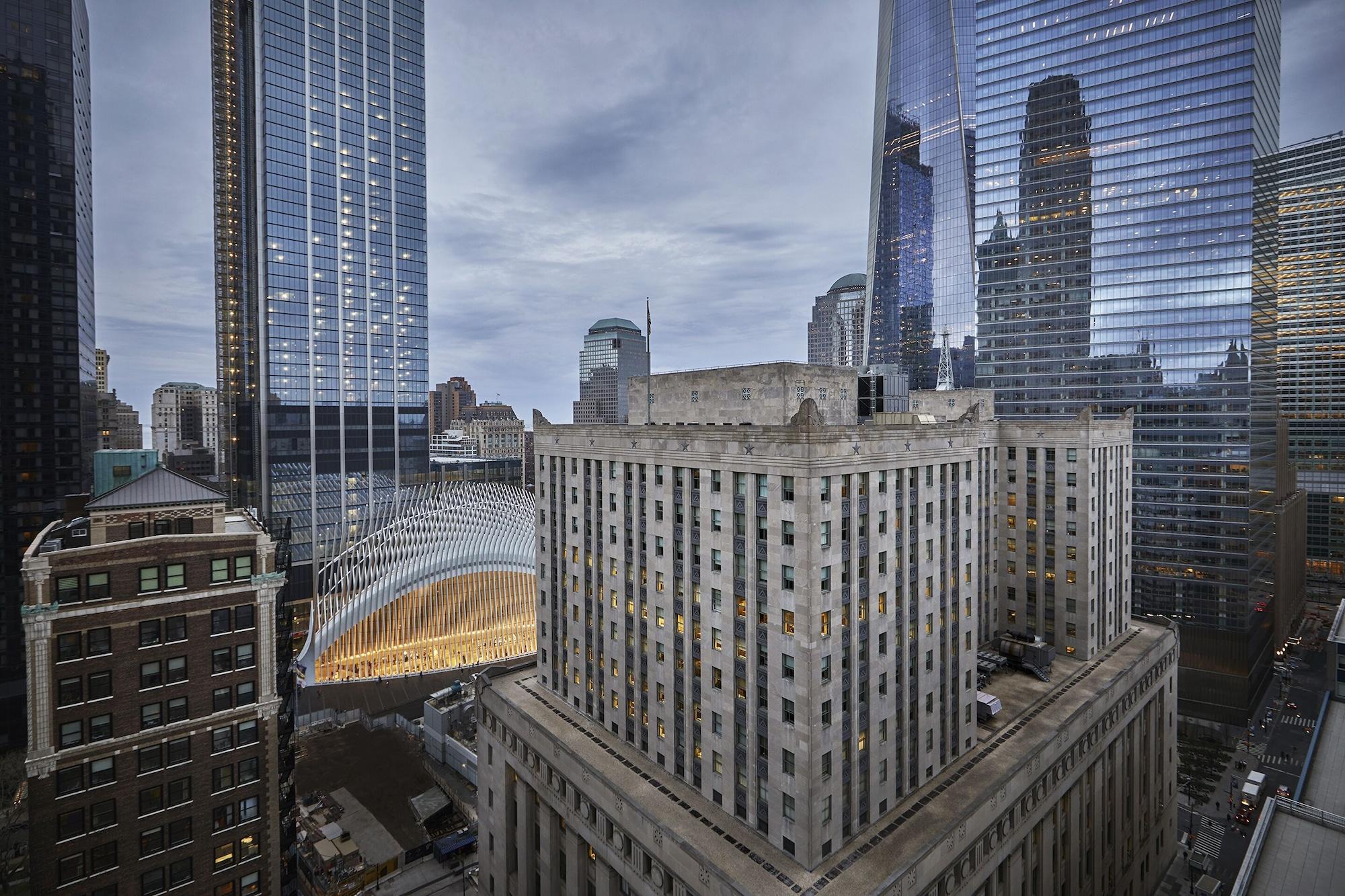 Four Seasons Hotel New York Downtown Exterior photo